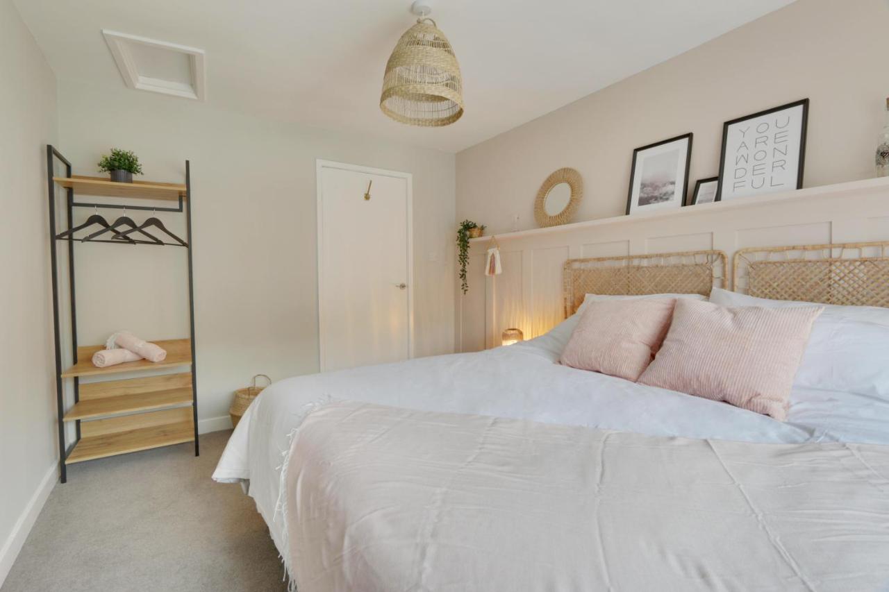 Springvale Apartment *