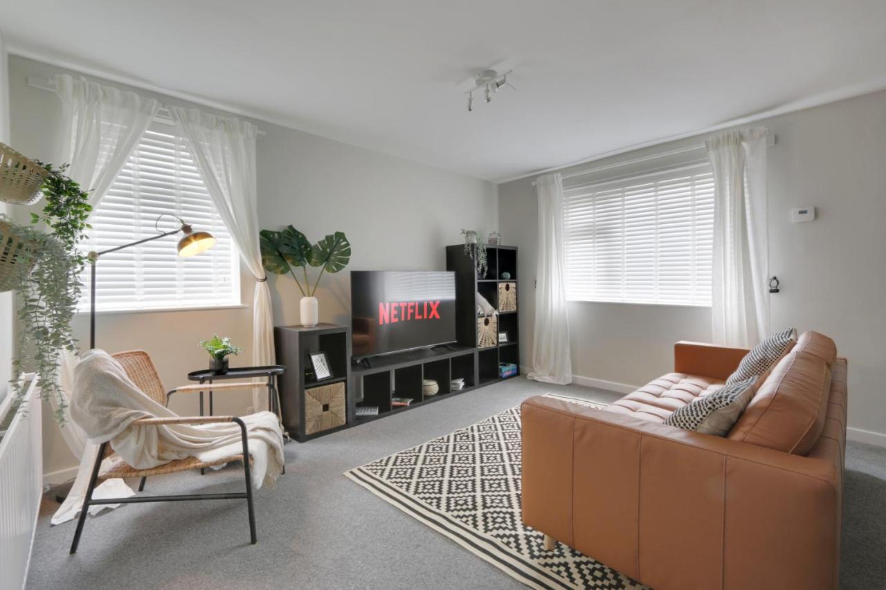 Springvale Apartment